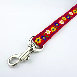 Red_floral_leash_-_2_znjn2x