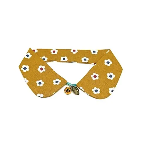 Brassica Decorative Collar