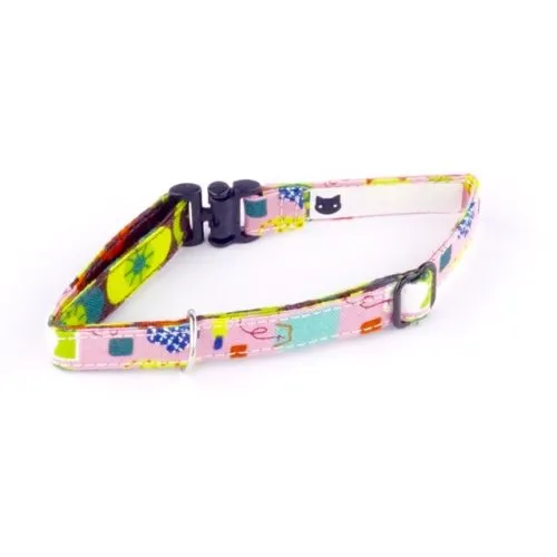 Retro Fantasy – Safety Collar for Cats & Small Dogs