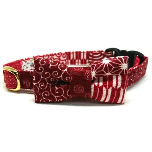 Wagara collar with bowtie for cats and small dogs (Red/Blue)