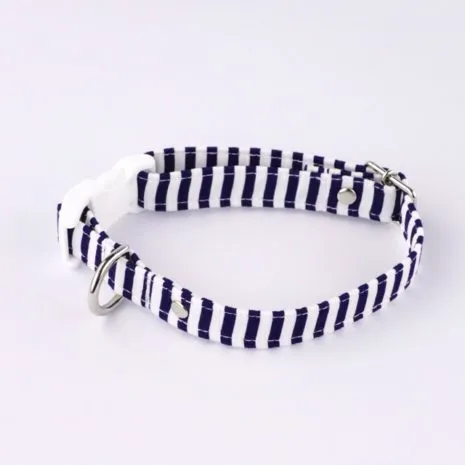 Dog_collar_-_navy_and_white_stripes_-_1_euxokt