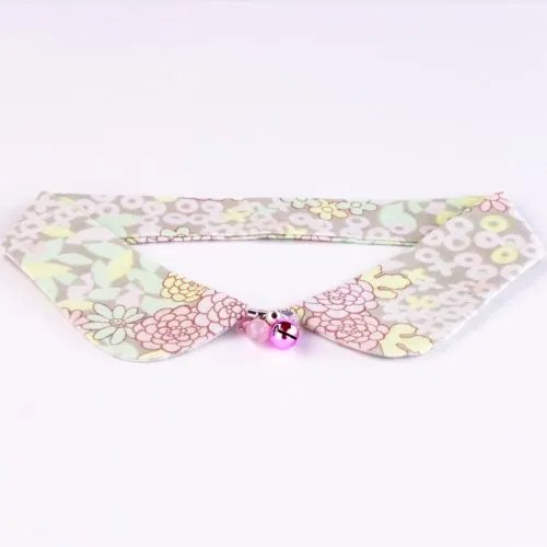 Pastel Bouquet decorative collar