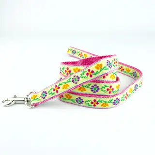 Pink_floral_leash_-_1_lx5hdw